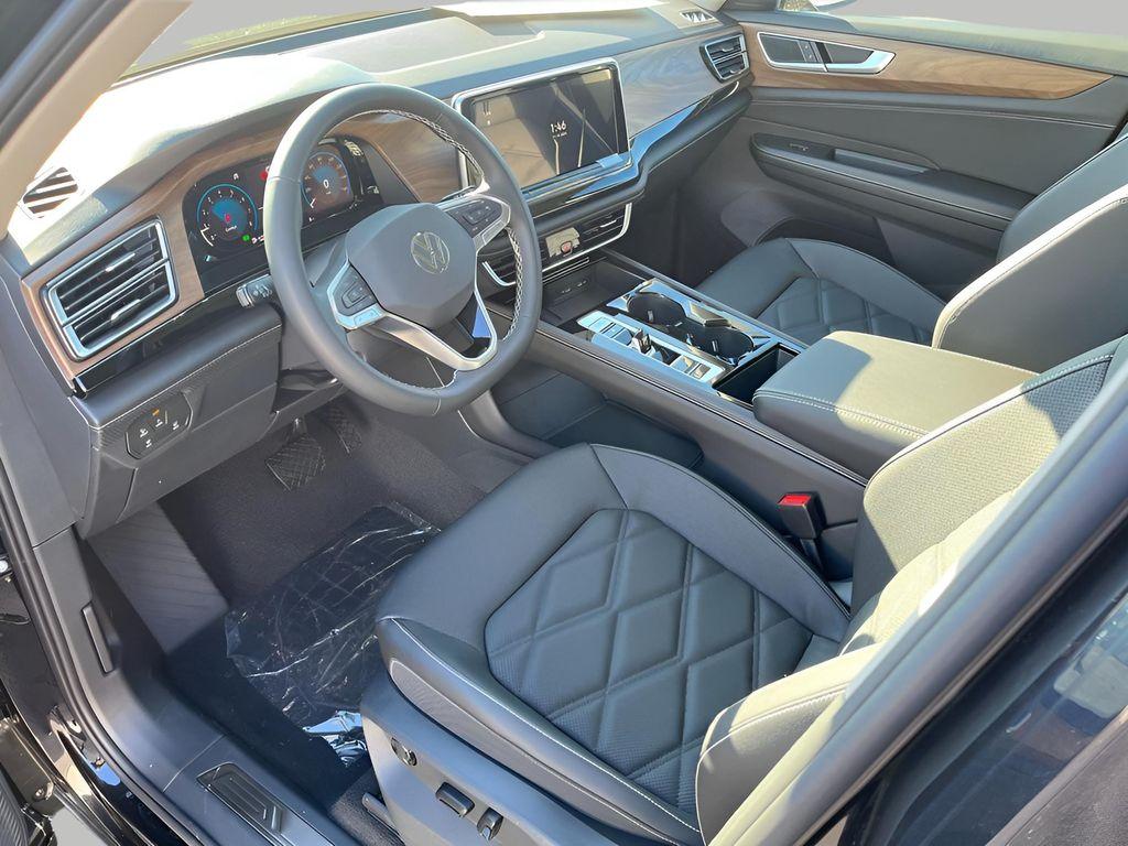 new 2026 Volkswagen Atlas car, priced at $46,685