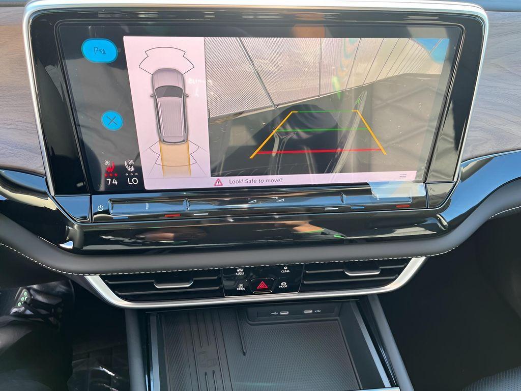 new 2026 Volkswagen Atlas car, priced at $46,685