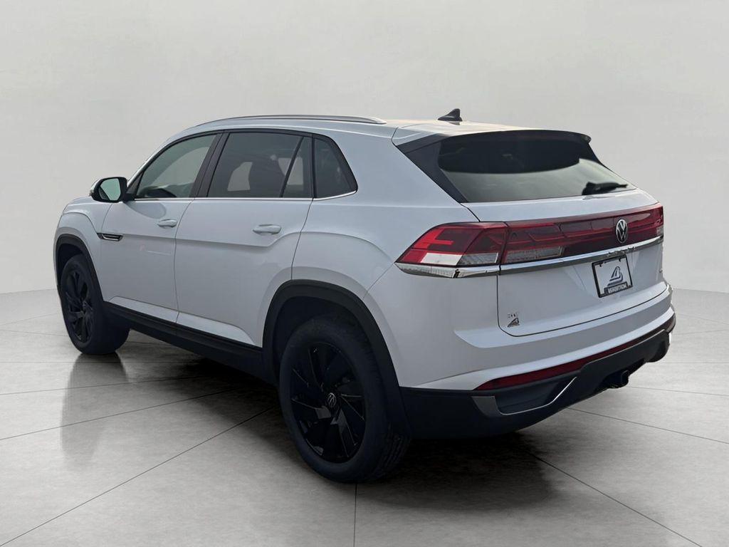 new 2026 Volkswagen Atlas Cross Sport car, priced at $47,123