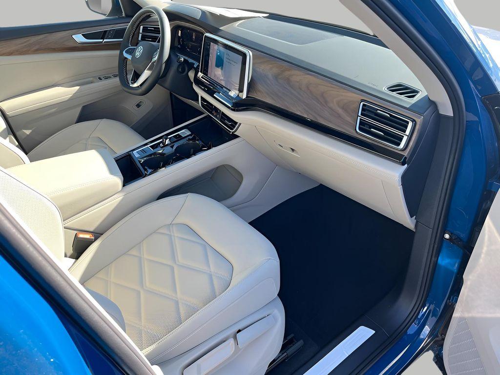 new 2026 Volkswagen Atlas car, priced at $47,717