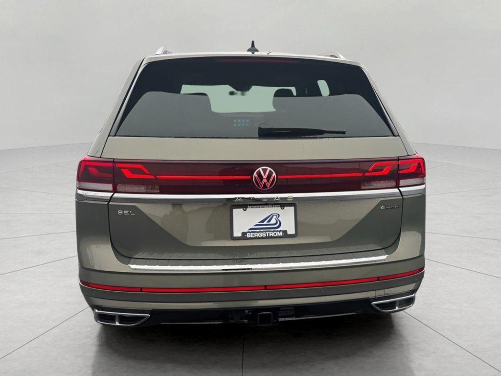 new 2026 Volkswagen Atlas car, priced at $55,474