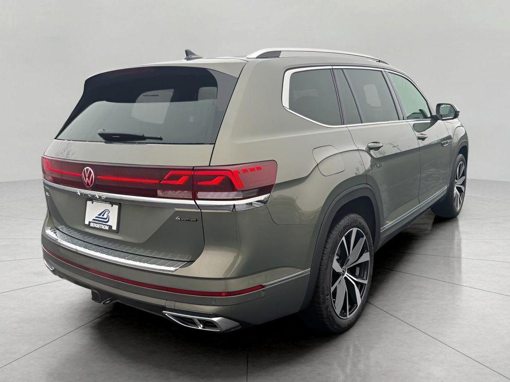 new 2026 Volkswagen Atlas car, priced at $55,474