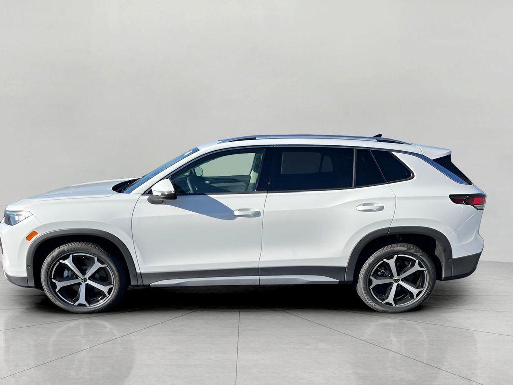 new 2025 Volkswagen Tiguan car, priced at $35,966