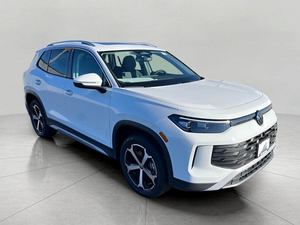 new 2025 Volkswagen Tiguan car, priced at $35,966