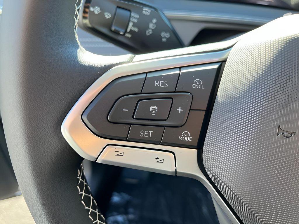 new 2025 Volkswagen Tiguan car, priced at $35,966