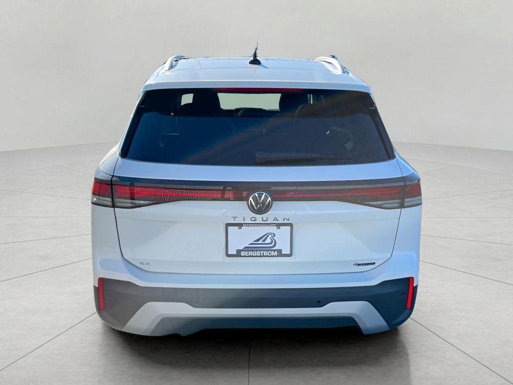 new 2025 Volkswagen Tiguan car, priced at $35,966