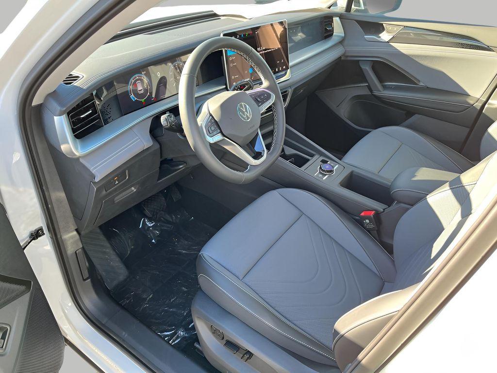 new 2025 Volkswagen Tiguan car, priced at $35,966