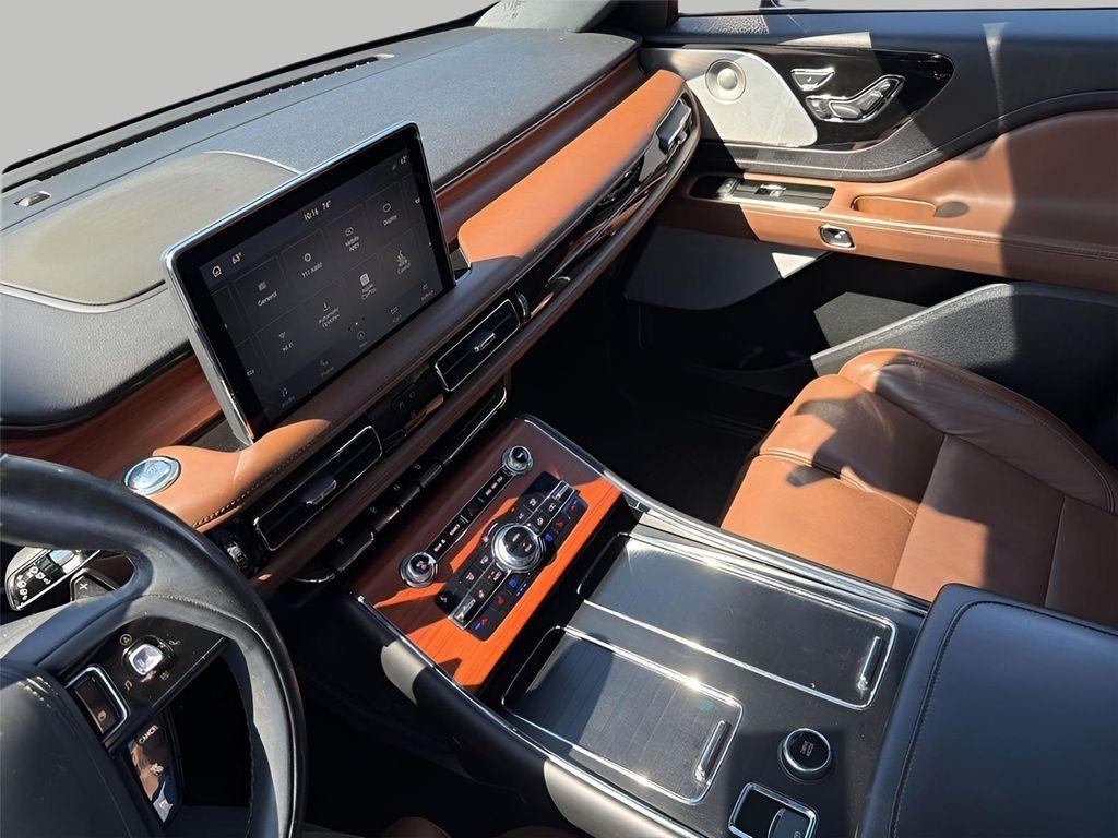 used 2020 Lincoln Aviator car, priced at $28,334