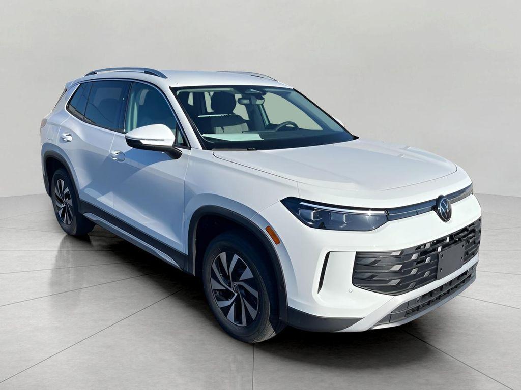 new 2025 Volkswagen Tiguan car, priced at $31,405