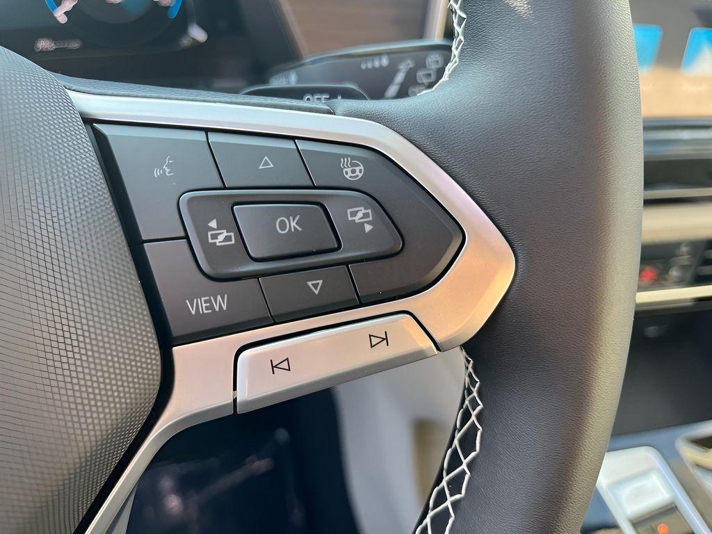 new 2026 Volkswagen Atlas car, priced at $48,315