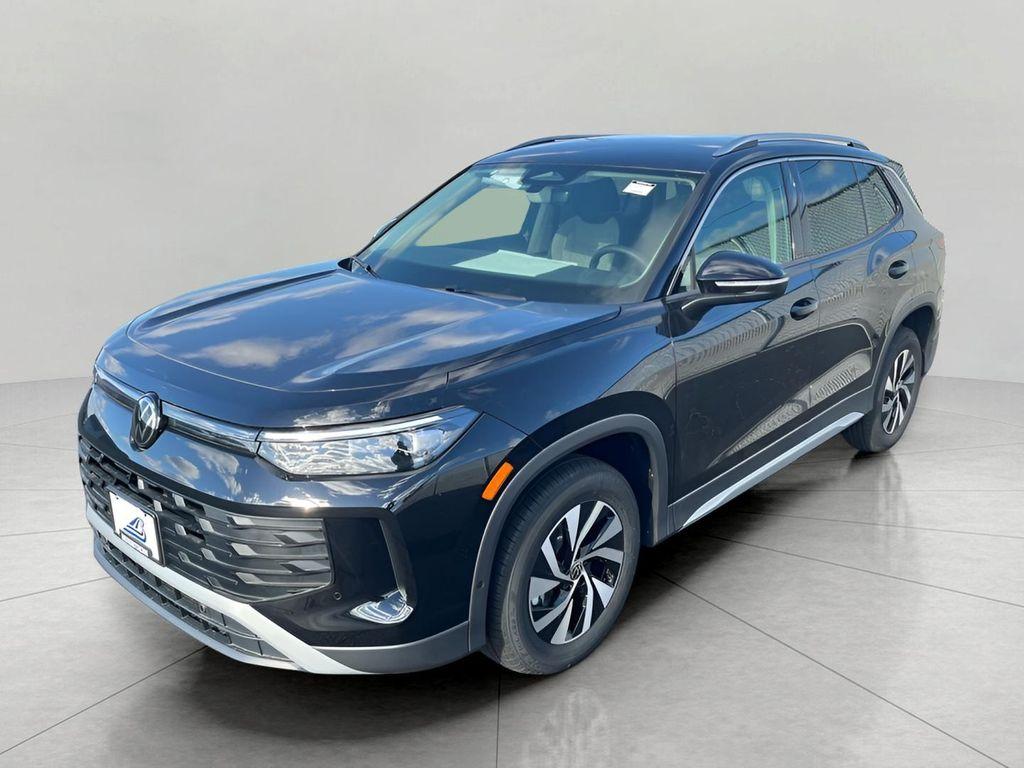 new 2025 Volkswagen Tiguan car, priced at $31,256