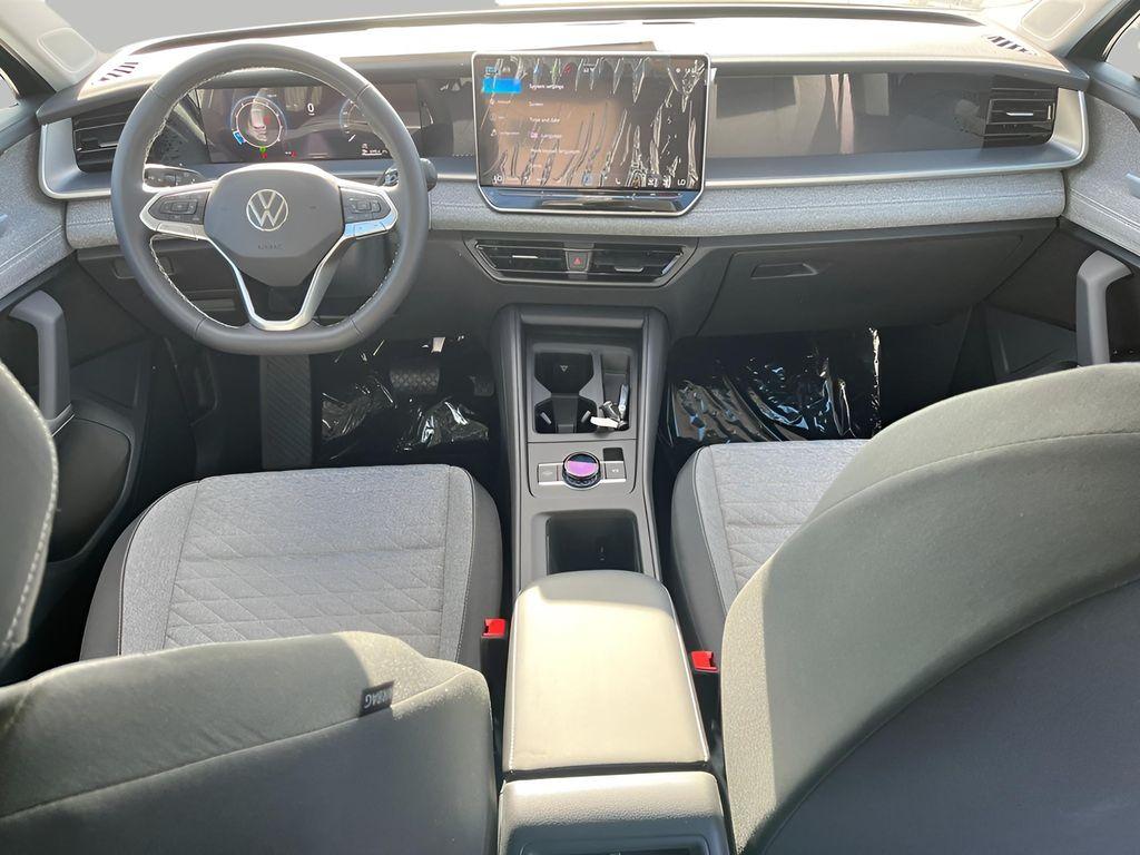 new 2025 Volkswagen Tiguan car, priced at $31,256