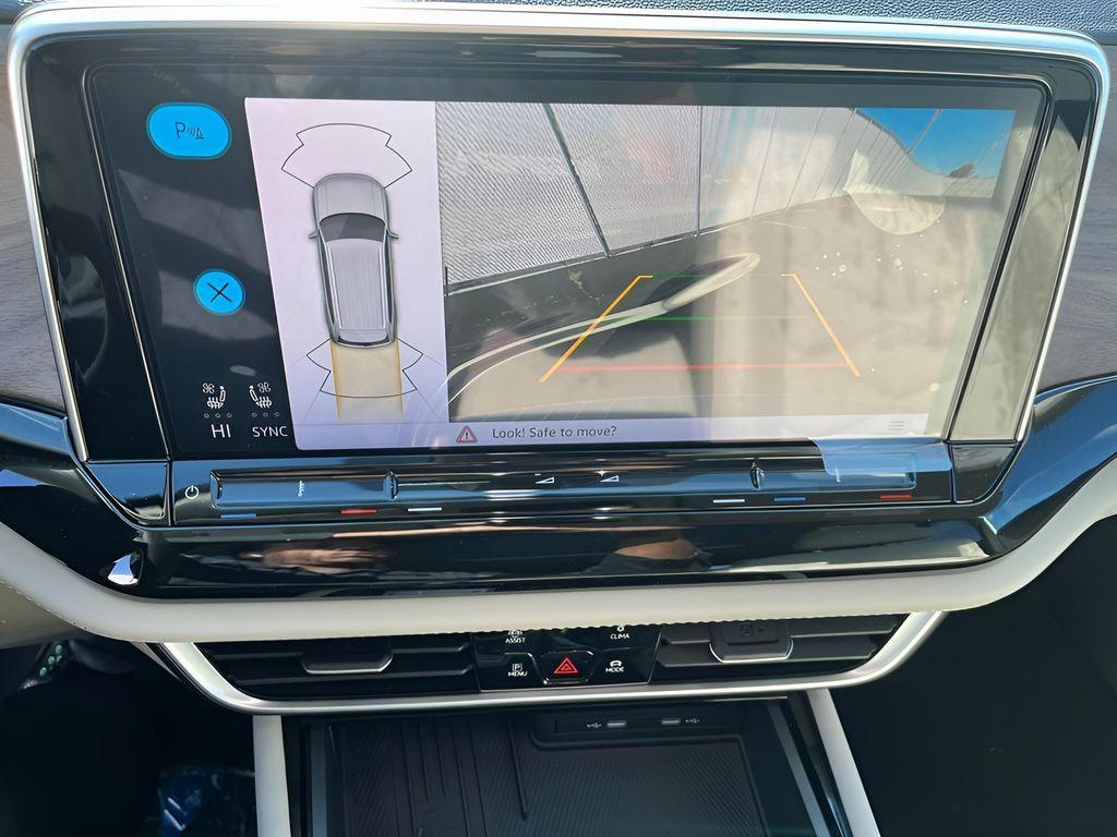 new 2026 Volkswagen Atlas car, priced at $48,240