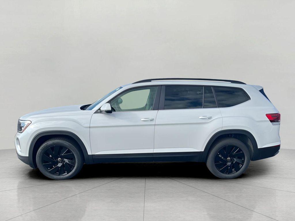 new 2026 Volkswagen Atlas car, priced at $47,722