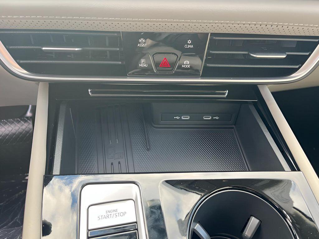 new 2026 Volkswagen Atlas car, priced at $47,722