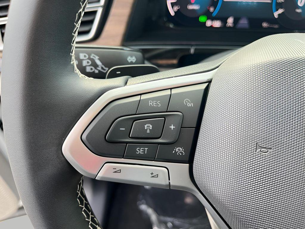 new 2026 Volkswagen Atlas car, priced at $47,722