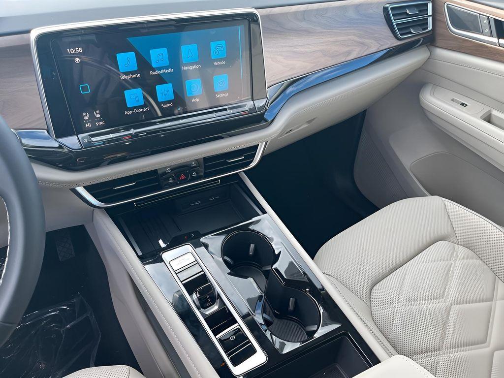 new 2026 Volkswagen Atlas car, priced at $47,722