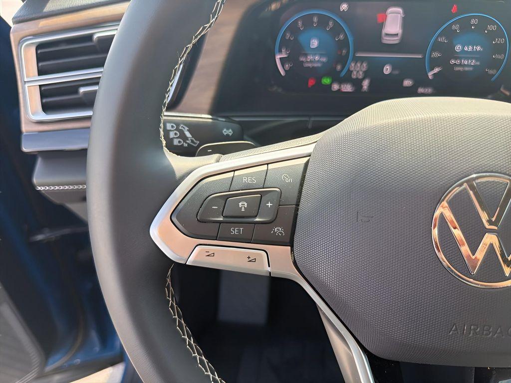 new 2025 Volkswagen Atlas car, priced at $38,604