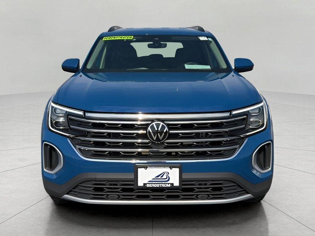 new 2025 Volkswagen Atlas car, priced at $38,604