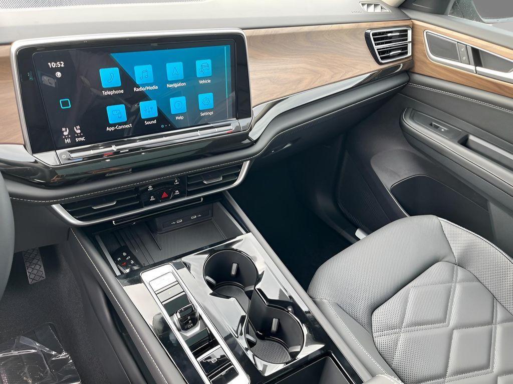 new 2026 Volkswagen Atlas car, priced at $47,642