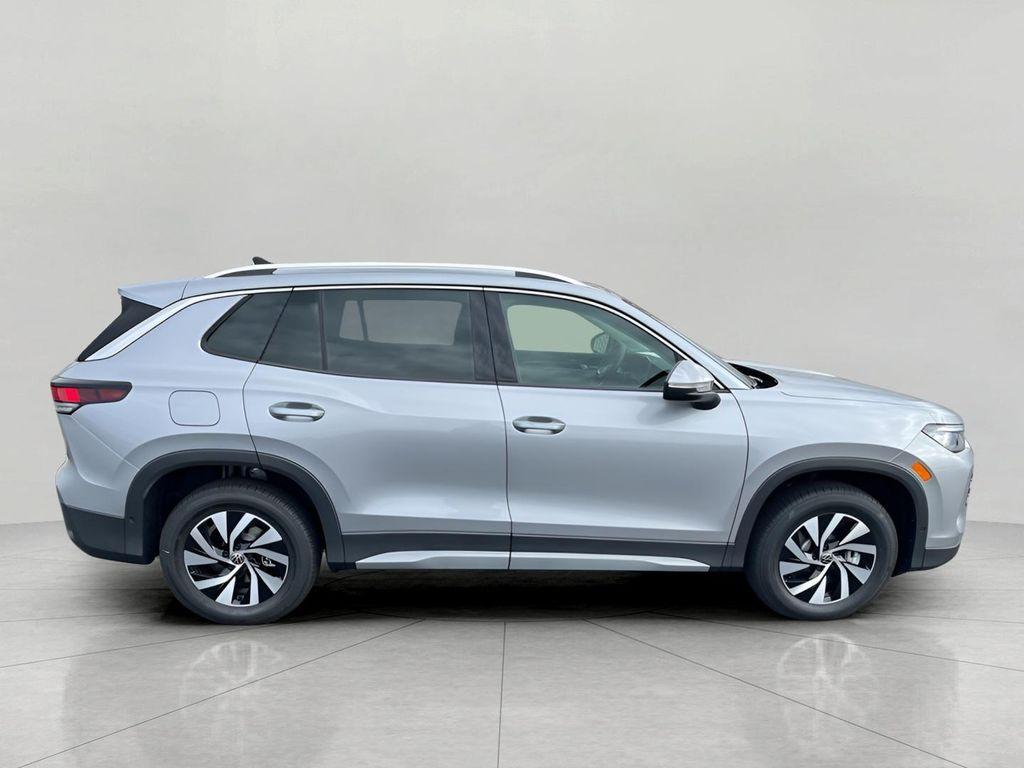 new 2025 Volkswagen Tiguan car, priced at $31,645