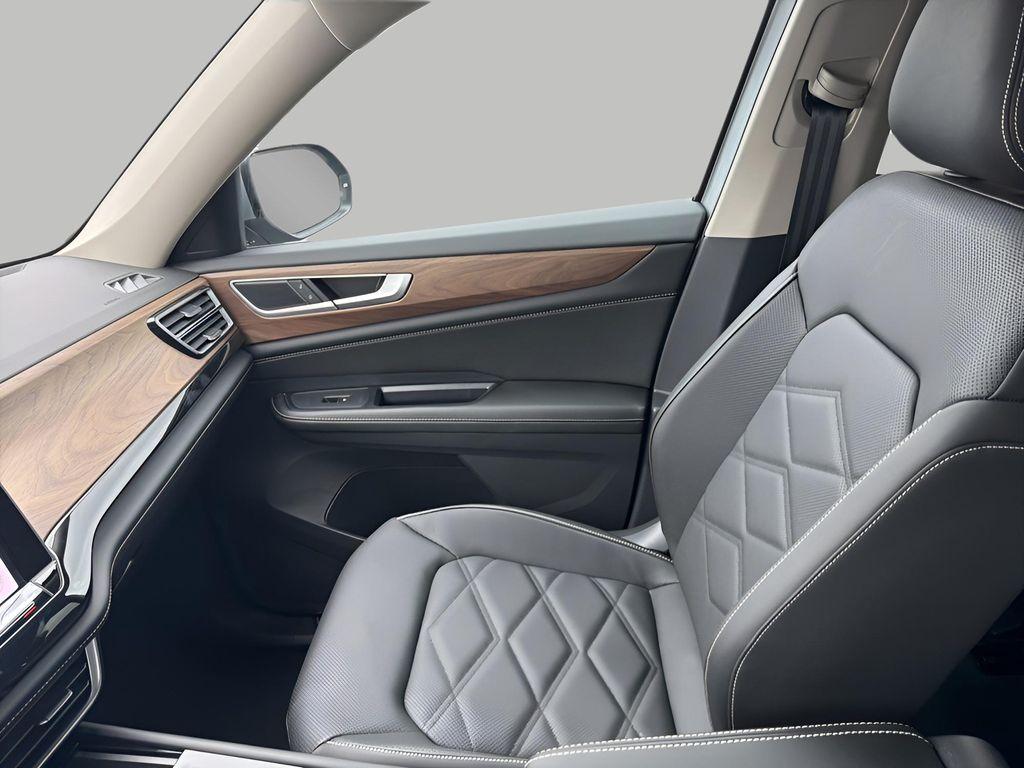 new 2026 Volkswagen Atlas car, priced at $45,682