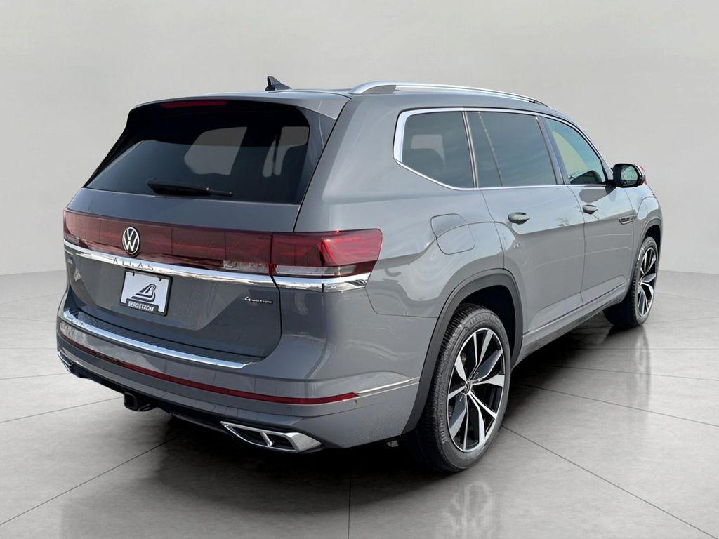 new 2026 Volkswagen Atlas car, priced at $55,911
