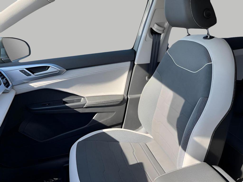 new 2025 Volkswagen Taos car, priced at $31,226