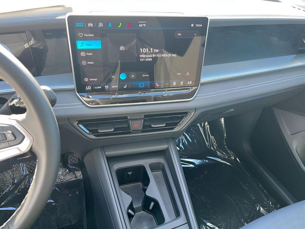 new 2025 Volkswagen Tiguan car, priced at $36,106