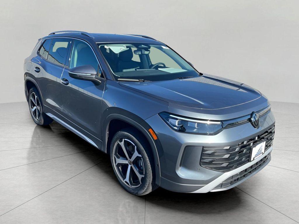 new 2025 Volkswagen Tiguan car, priced at $36,106