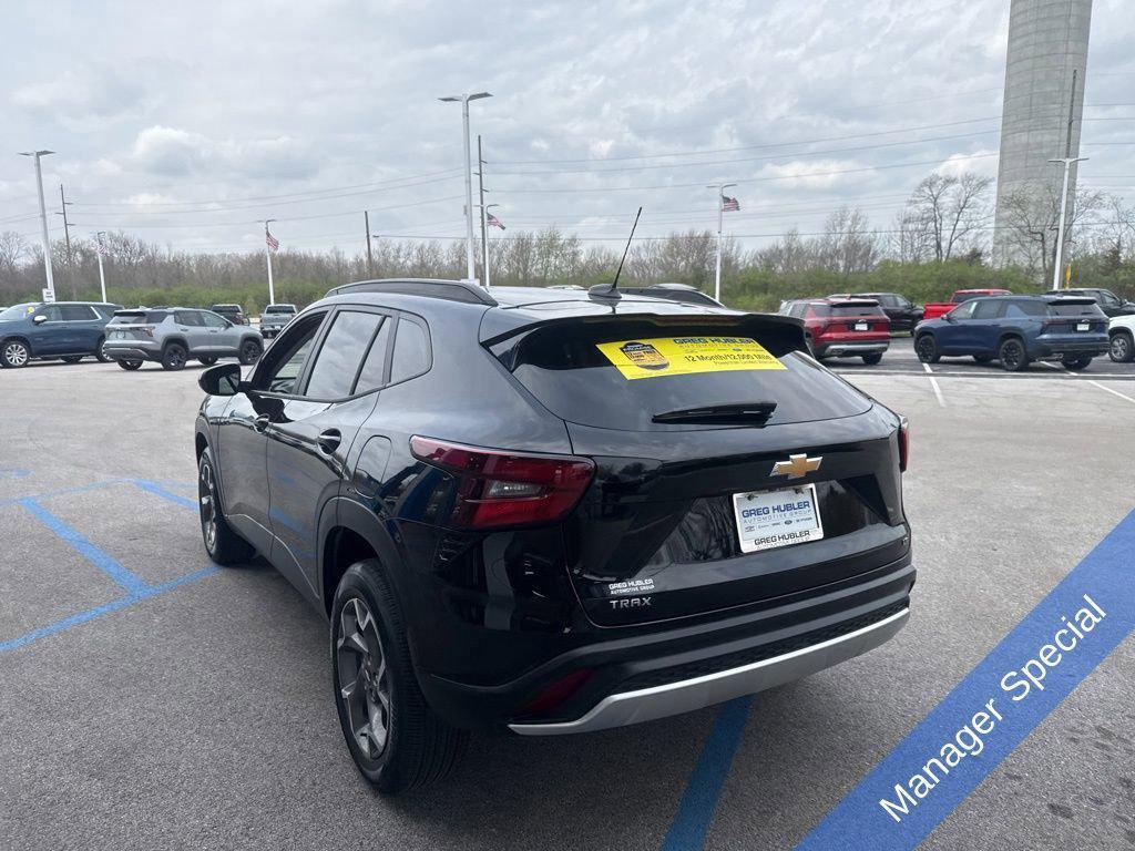 used 2025 Chevrolet Trax car, priced at $23,025