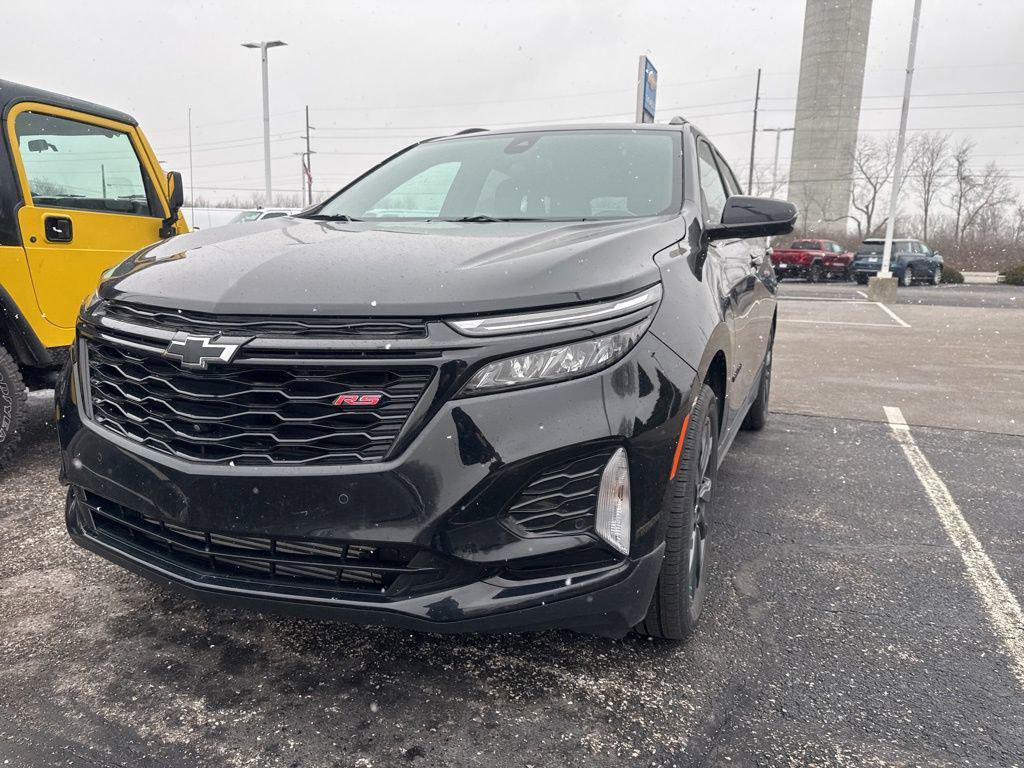 used 2024 Chevrolet Equinox car