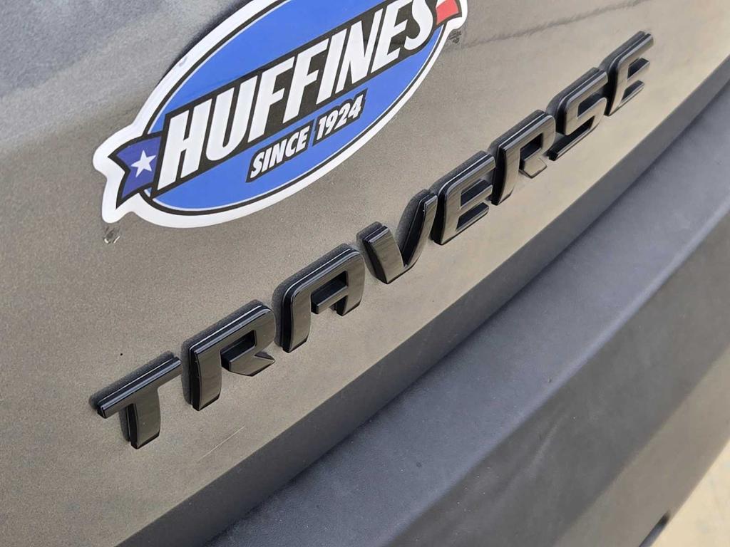 used 2020 Chevrolet Traverse car, priced at $20,877