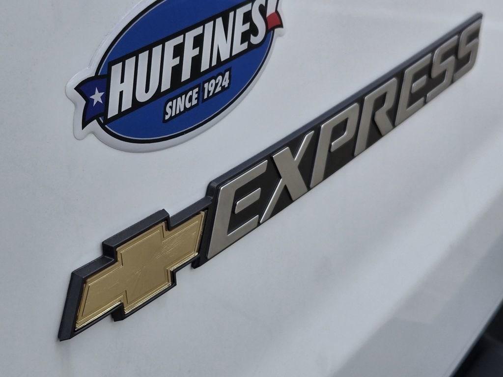 new 2026 Chevrolet Express 3500 car, priced at $55,815