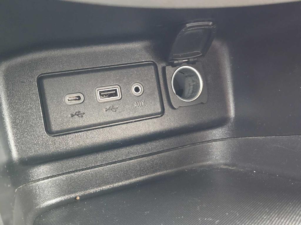 used 2020 Chevrolet Equinox car, priced at $9,877