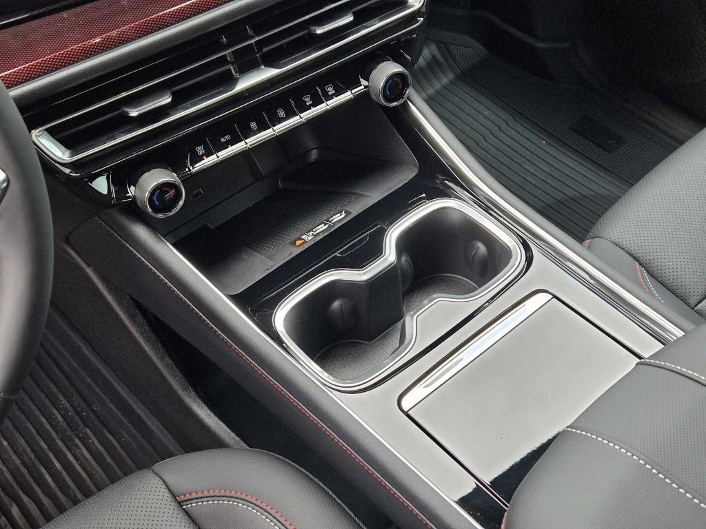 new 2026 Chevrolet Traverse car, priced at $54,239