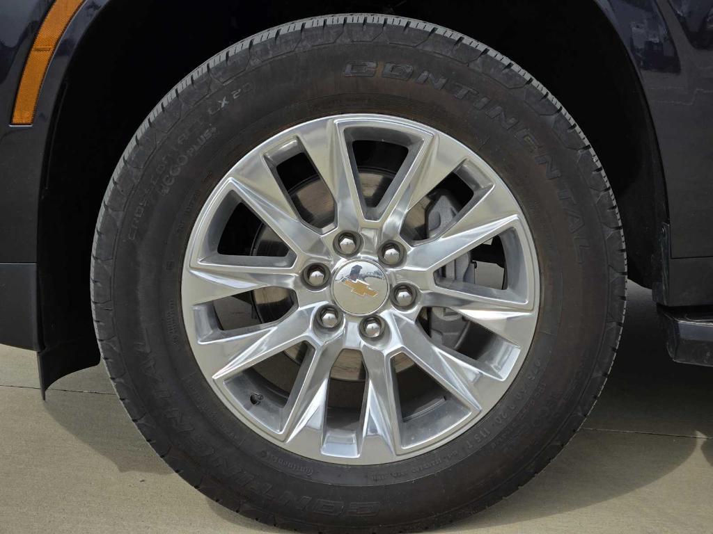 used 2025 Chevrolet Suburban car, priced at $66,877