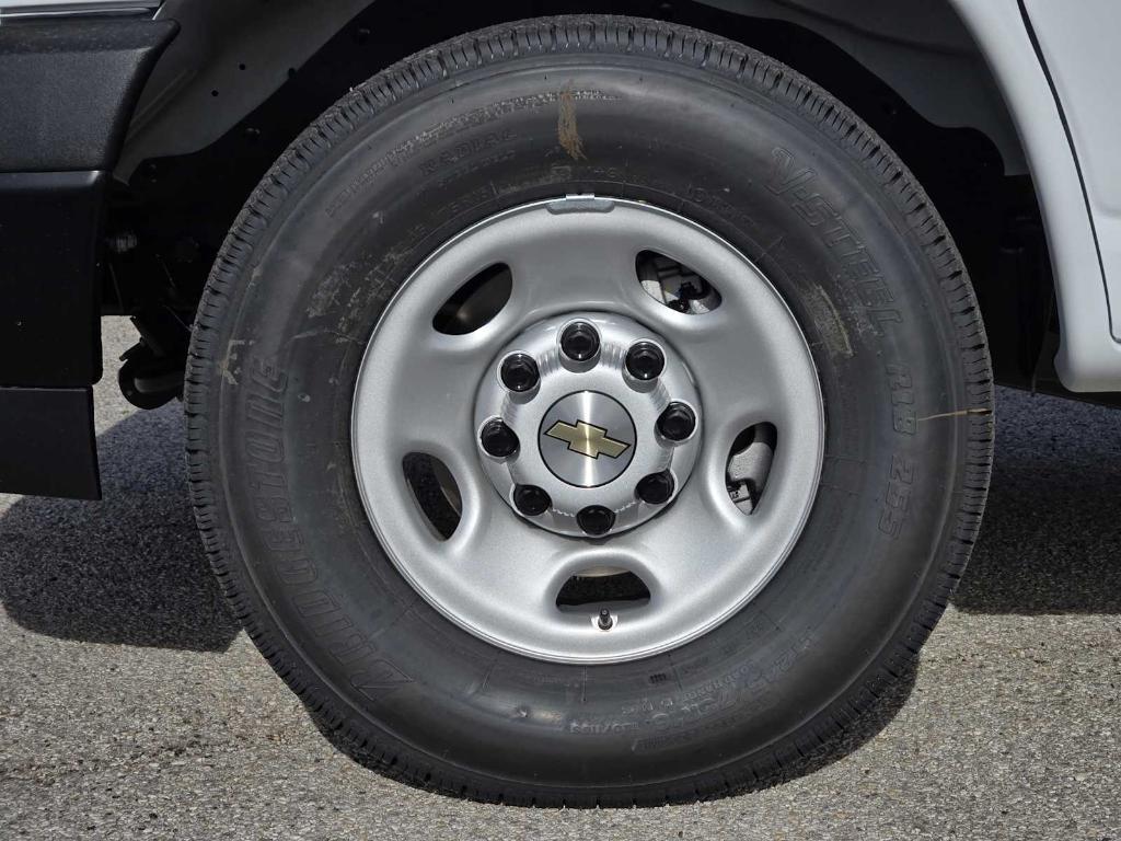 new 2026 Chevrolet Express 2500 car, priced at $47,185