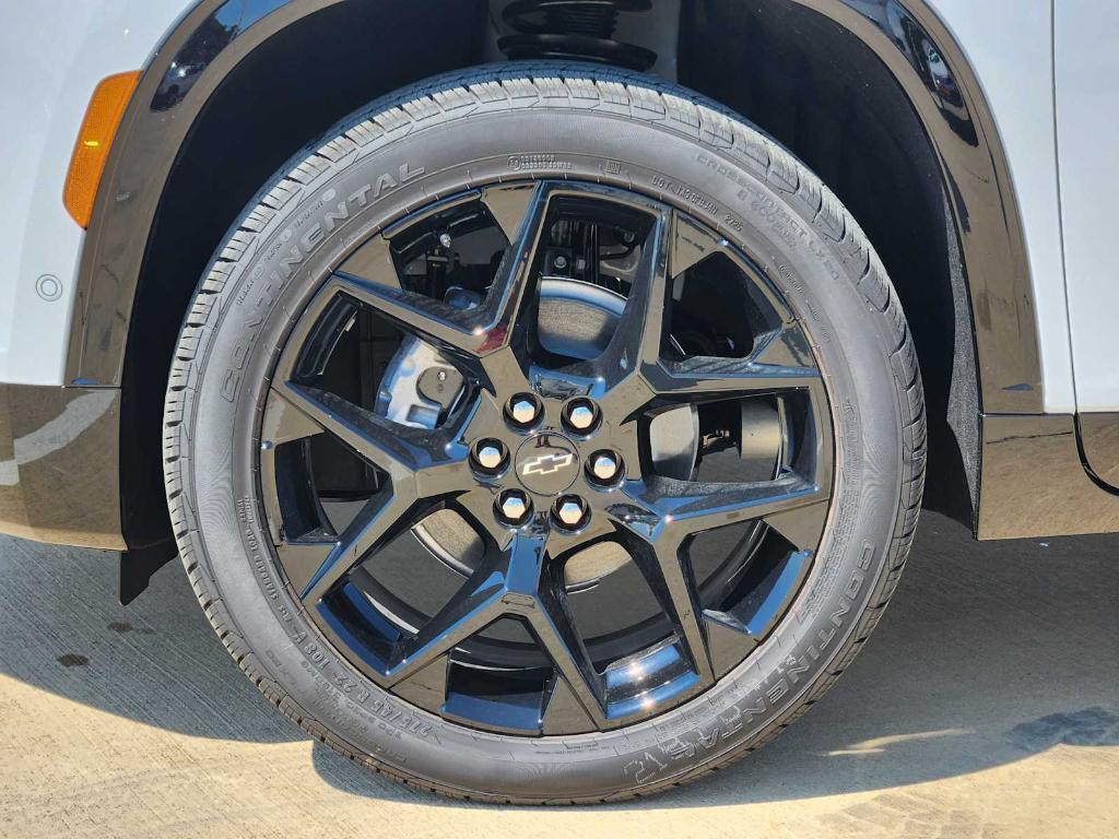 new 2026 Chevrolet Traverse car, priced at $60,310