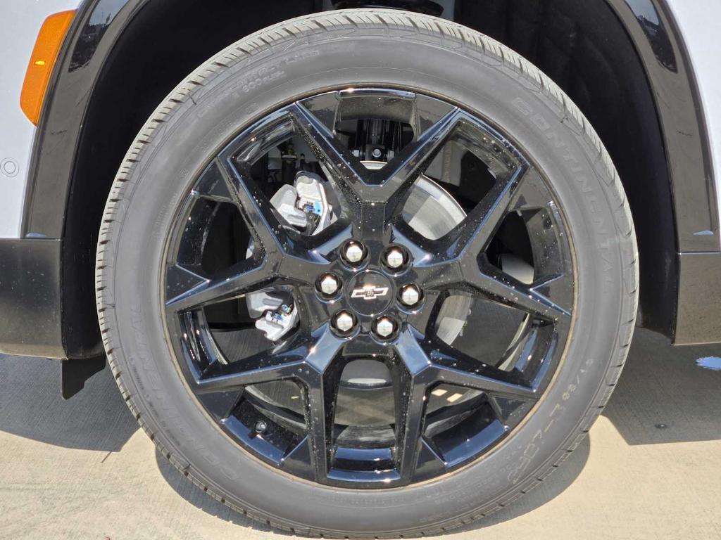 new 2026 Chevrolet Traverse car, priced at $60,310