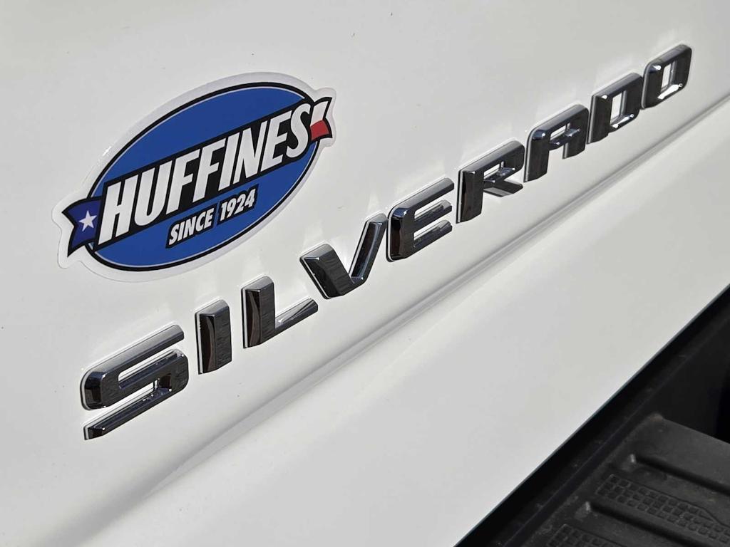 new 2026 Chevrolet Silverado 1500 car, priced at $35,165