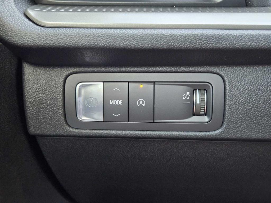 new 2026 Chevrolet Traverse car, priced at $48,040