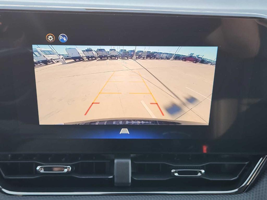 new 2026 Chevrolet Equinox car, priced at $35,670