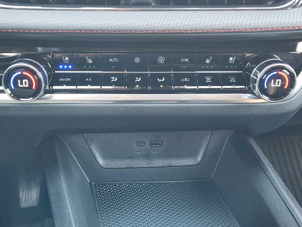 new 2026 Chevrolet Equinox car, priced at $35,670