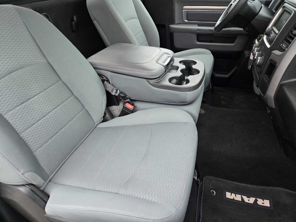 used 2019 Ram 1500 Classic car, priced at $20,977