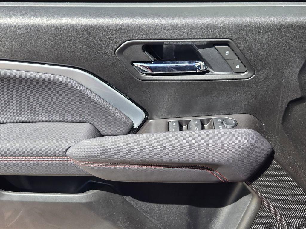 new 2025 Chevrolet Colorado car, priced at $43,015