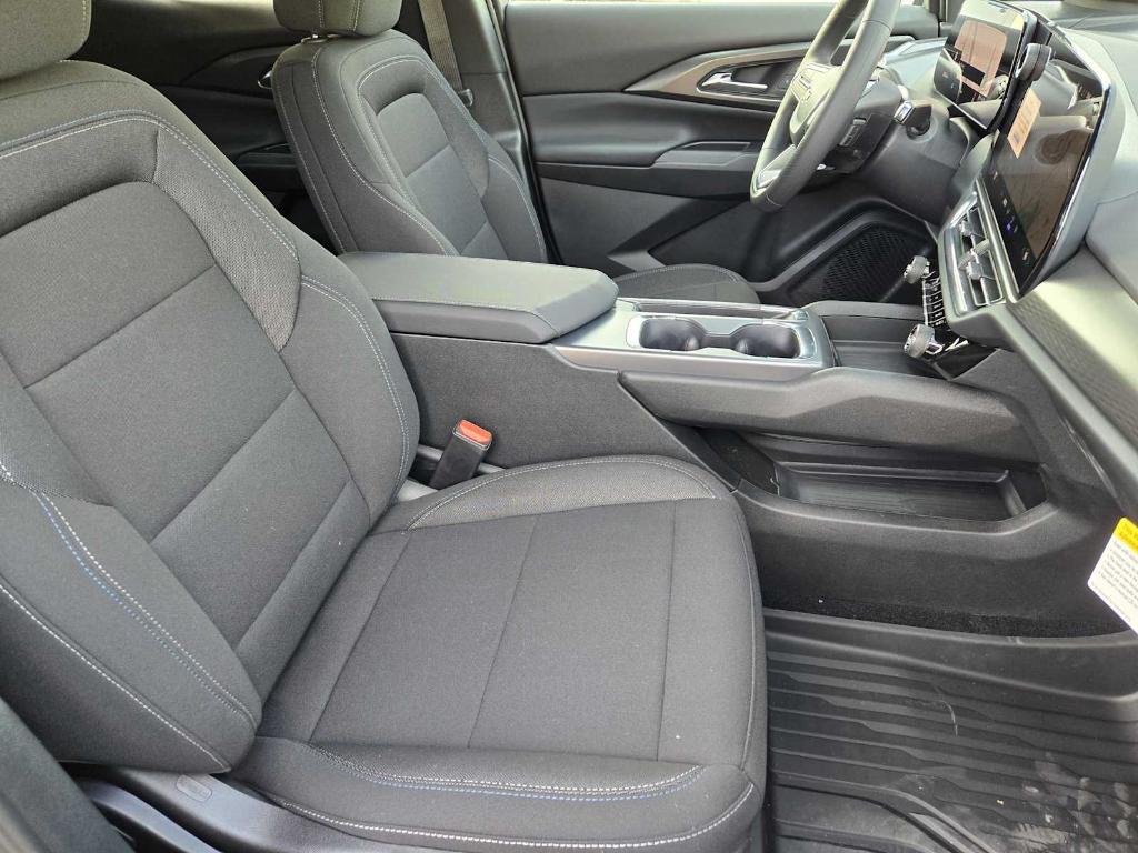 new 2026 Chevrolet Equinox EV car, priced at $32,890