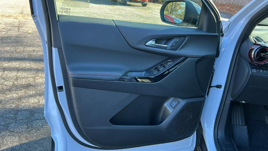 new 2026 Chevrolet Equinox car, priced at $41,595