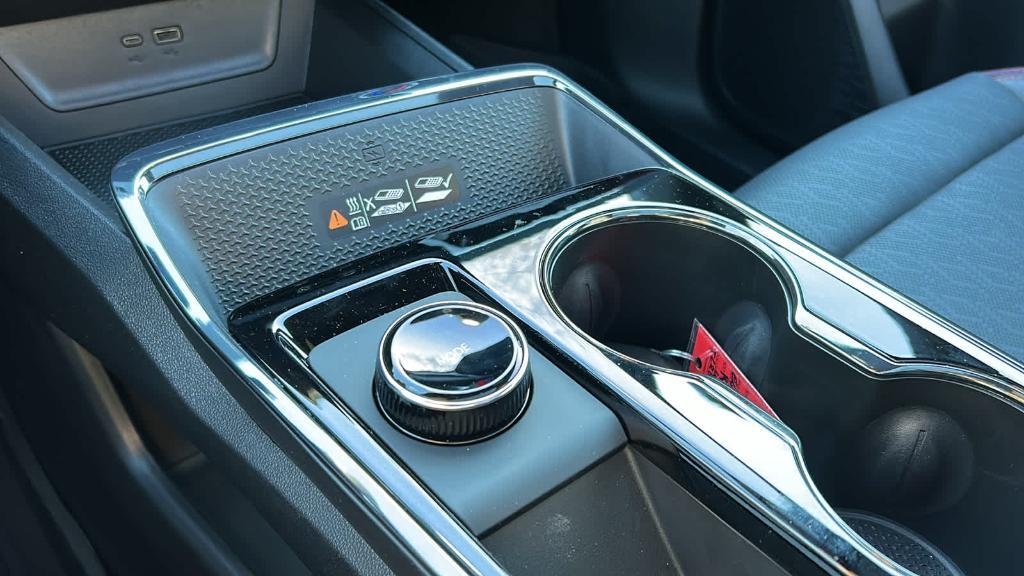 new 2026 Chevrolet Equinox car, priced at $41,595