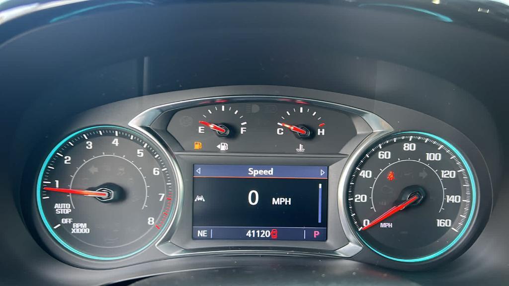 used 2023 Chevrolet Traverse car, priced at $31,990